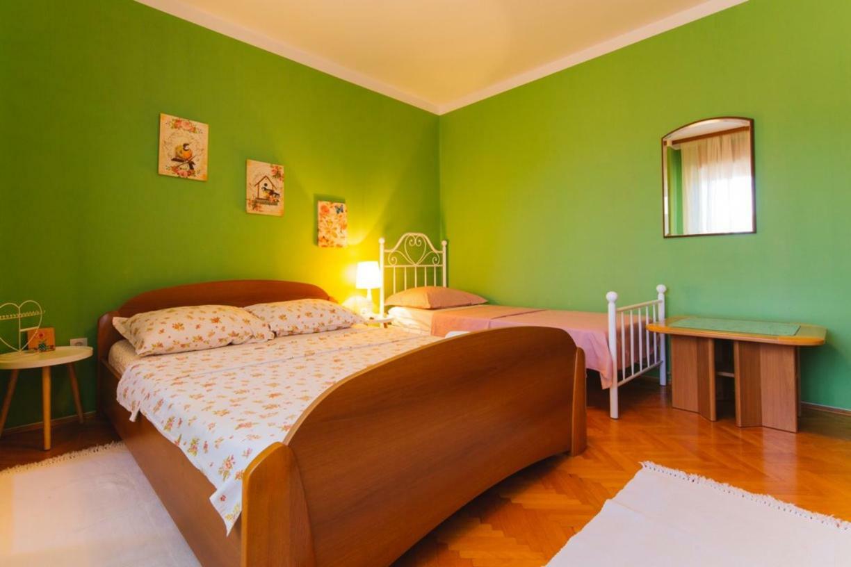 Loreanto Duce Bagian luar foto